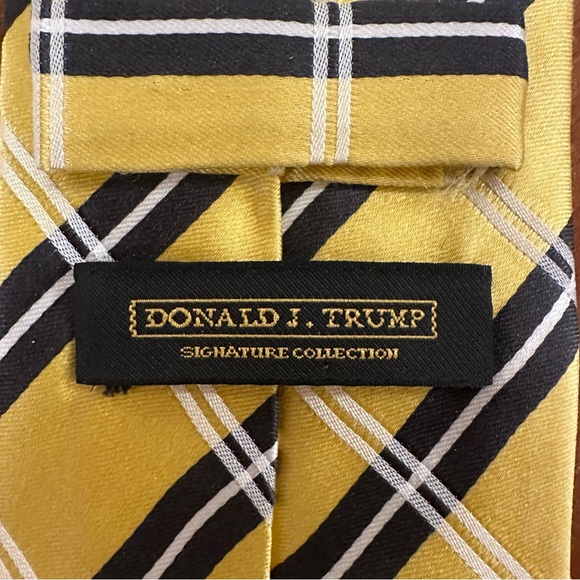 Donald J. Trump | (2) Men’s 100% Silk Signature Collection Luxury Neckties - Picture 9 of 10